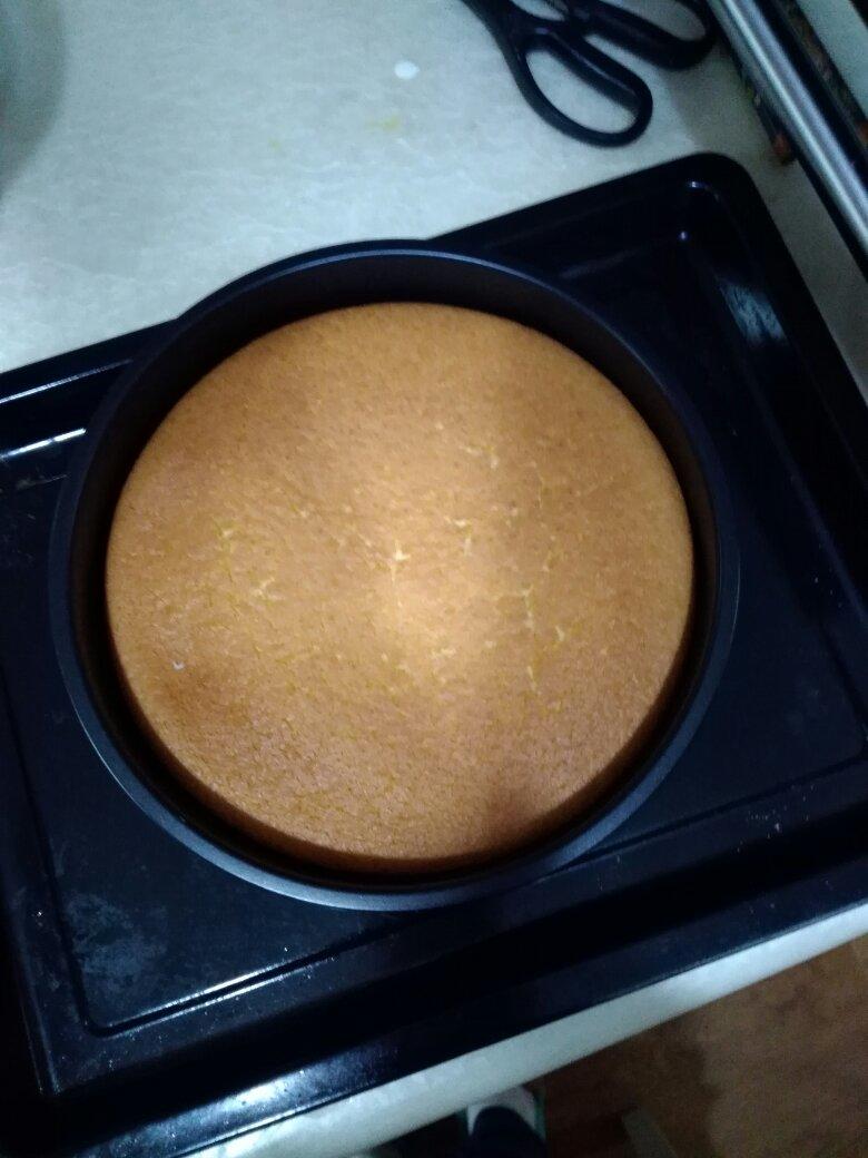烤箱做蛋糕（戚风蛋糕的做法）
