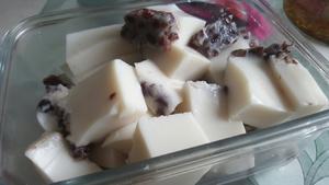 红豆椰奶冻的做法 步骤4