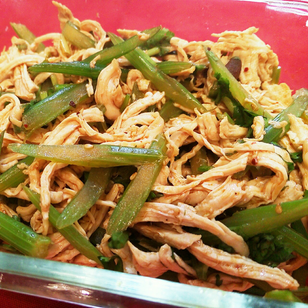 香芹凉拌手撕鸡胸肉 低卡减肥方便快捷~