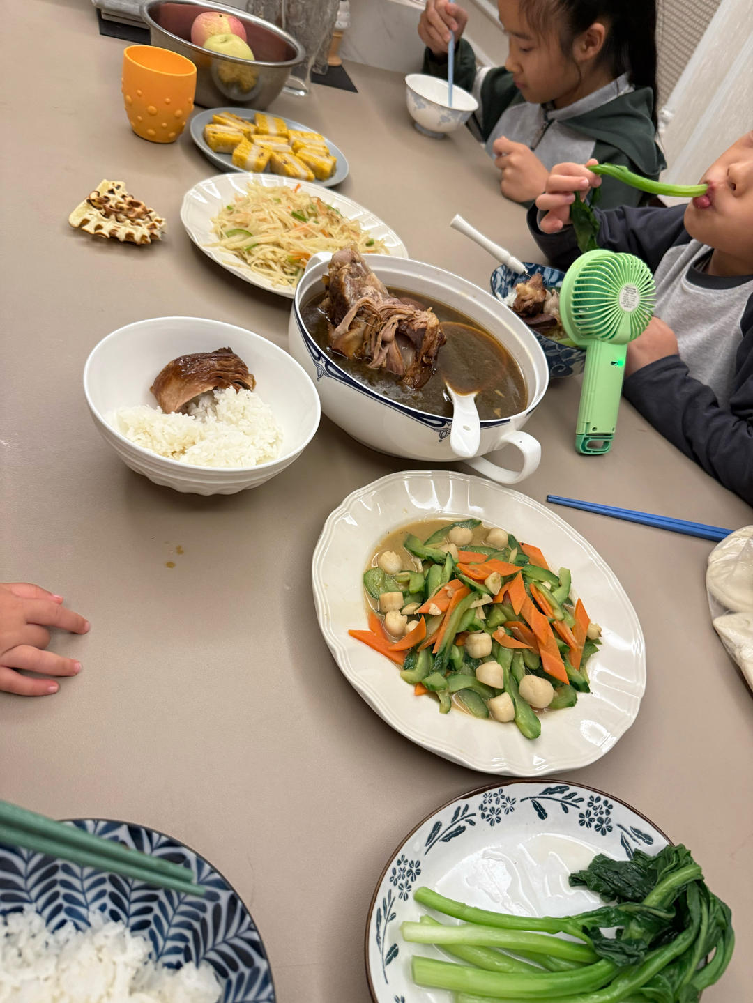 【红烧肘子】（家庭版卤蹄膀）