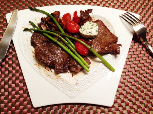 【曼食慢语】西冷牛排配香草黄油