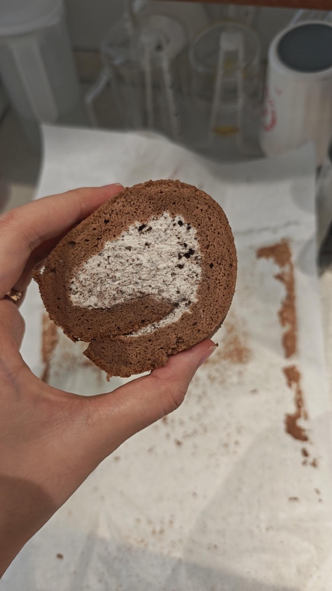 百吃不腻的：奥利奥咸奶油蛋糕卷！