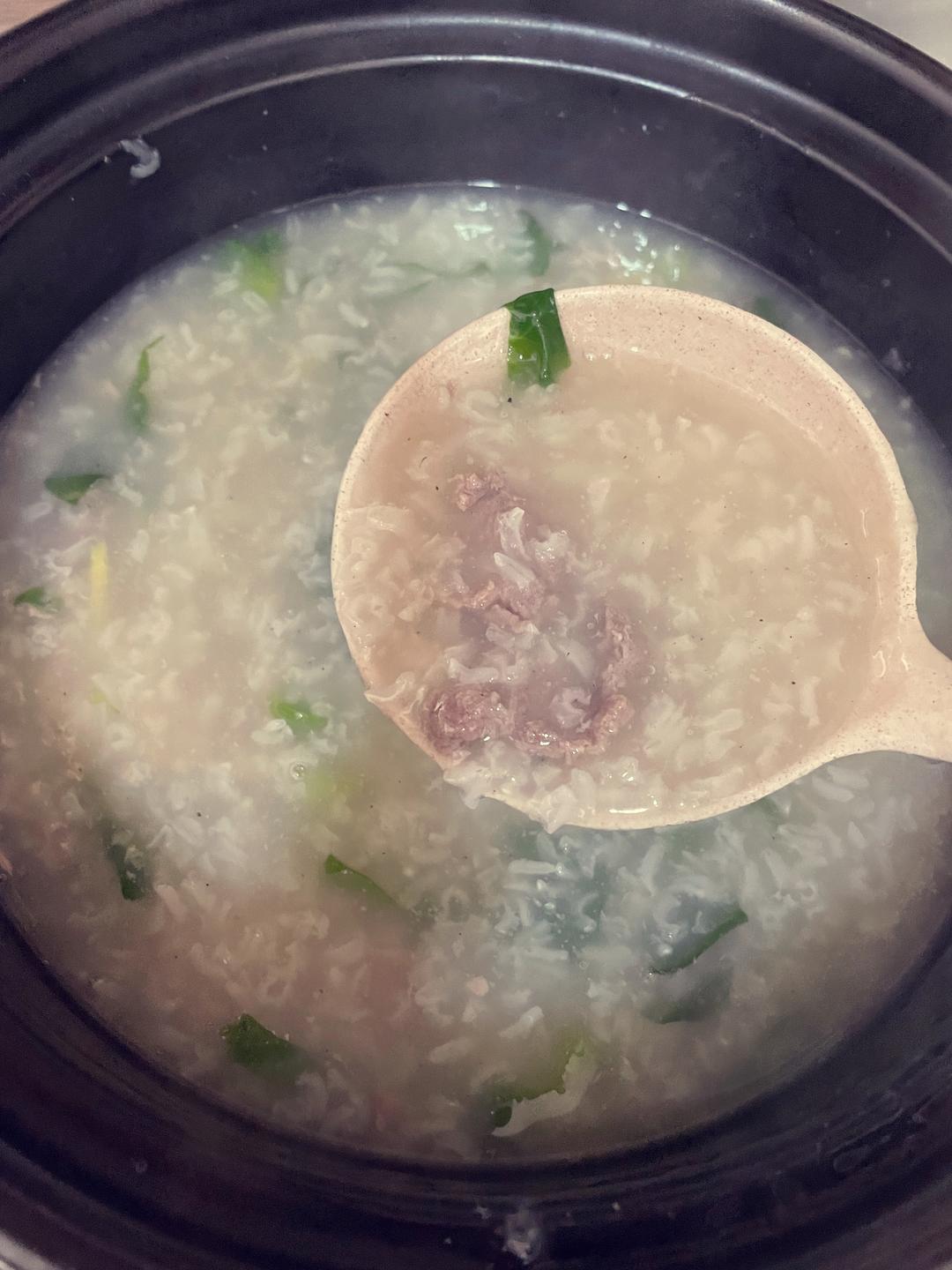 零厨艺早餐生菜牛肉粥的做法