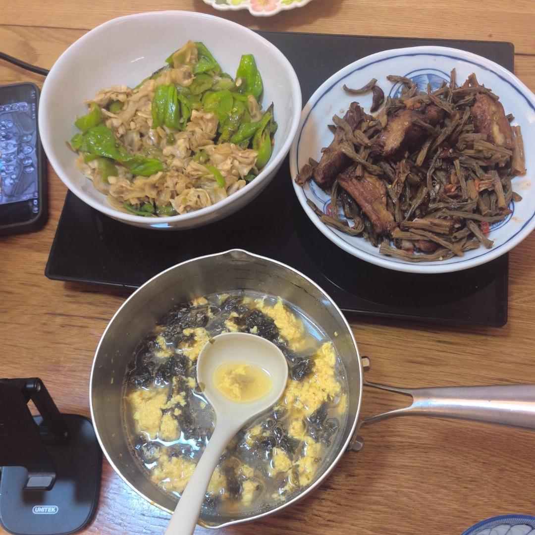 排骨炖干豆角土豆干