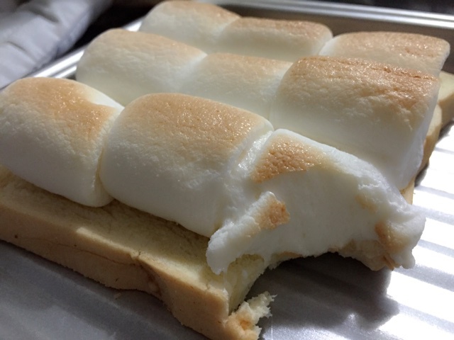 “姐姐”的棉花糖吐司