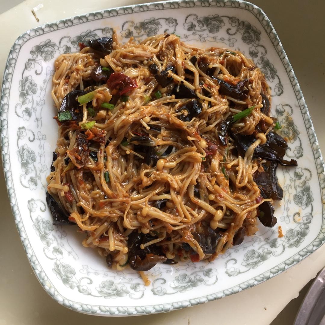 鱼香金针菇