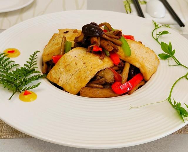 秋季十道素~主菜(二)~茶树菇烩豆腐的做法