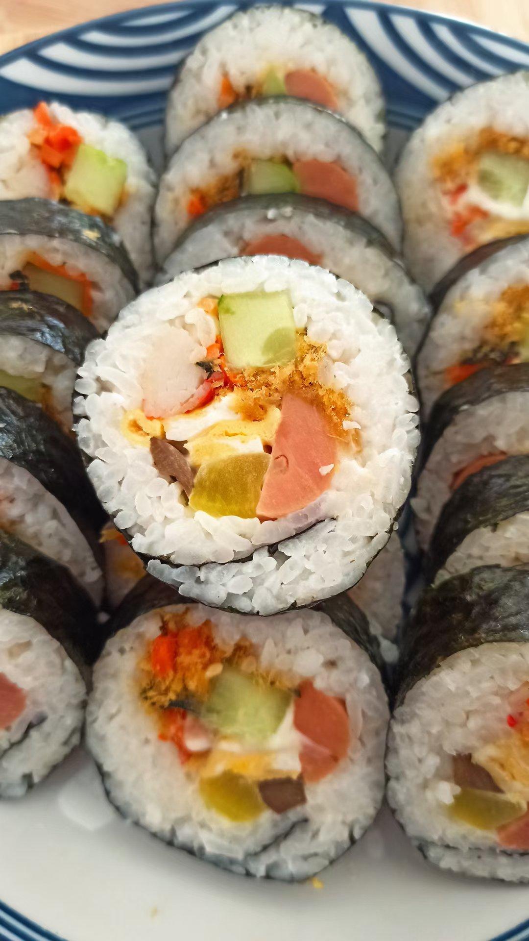 高颜值的紫菜包饭