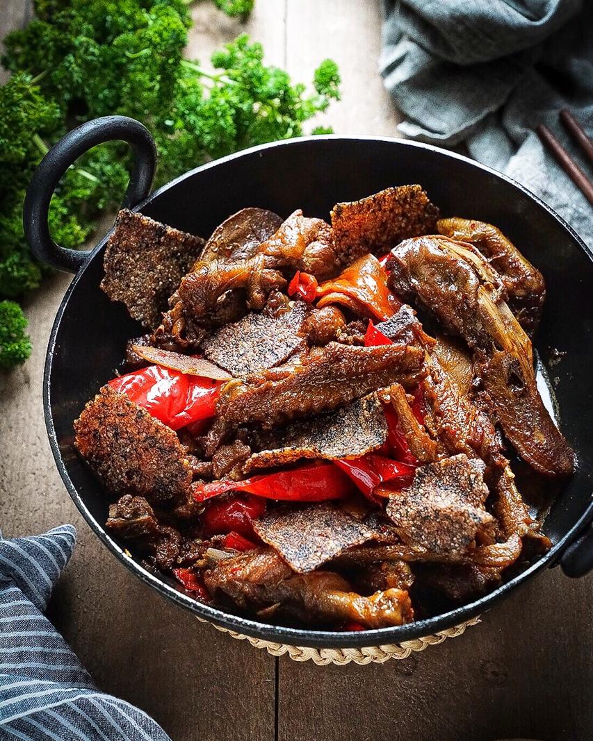 呱呱呱呱做的吃洪江血粑鸭,做超级学霸哦!