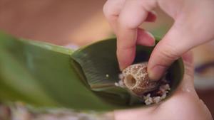 杂粮粽子：粽子的四种包法【曼食慢语】的做法 步骤10