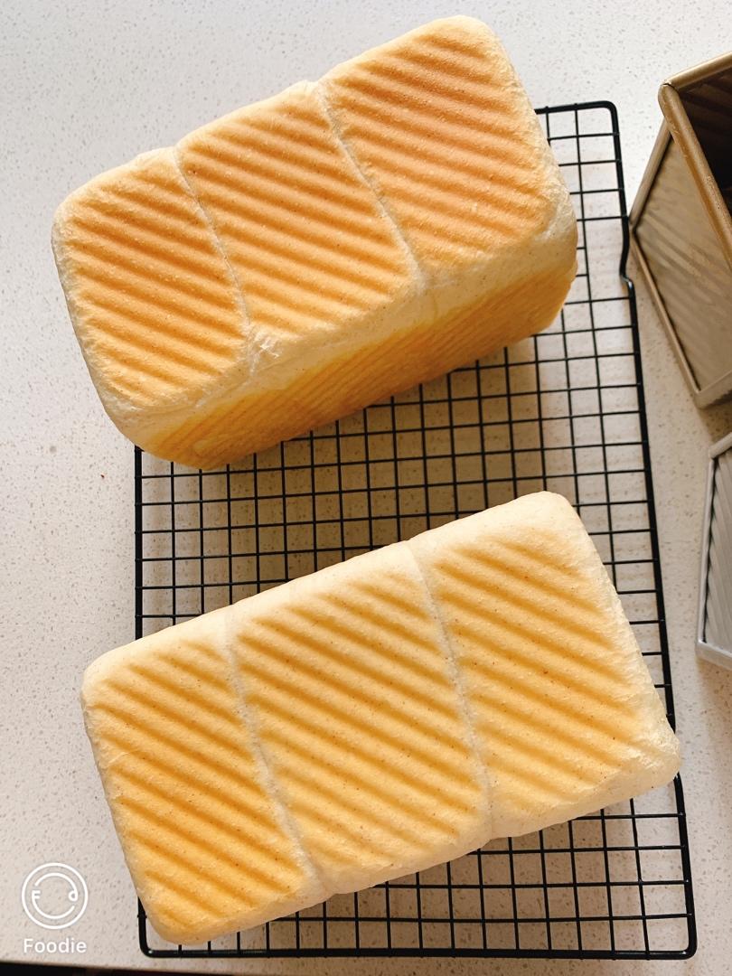 奶油蛋白吐司