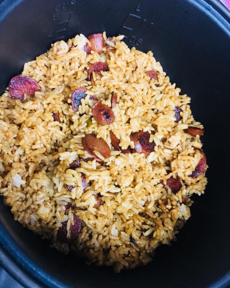 腊味煲仔饭（电饭煲版）