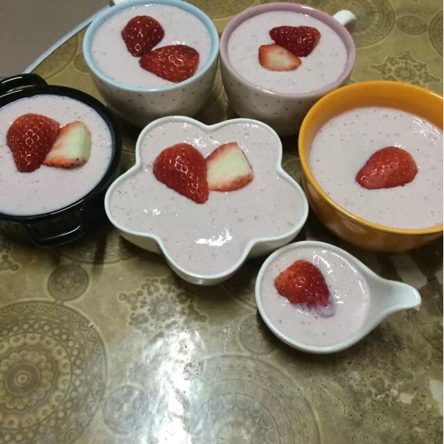 吃了不长膘的草莓慕丝