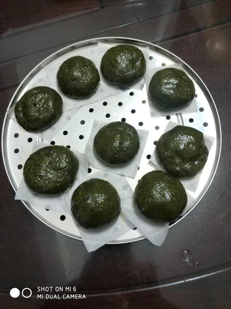 清明必吃的艾草青团