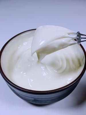 自制酸奶油·三种简单做法的做法 步骤17
