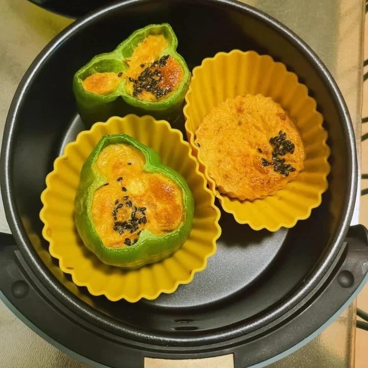 『早安鸡蛋』彩椒鸡蛋杯