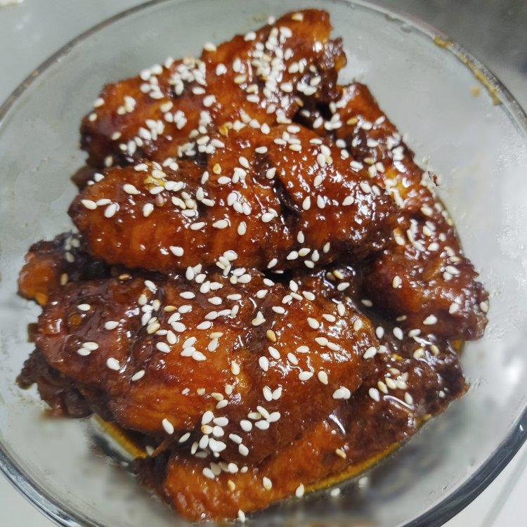 【电饭煲蜜汁鸡翅】