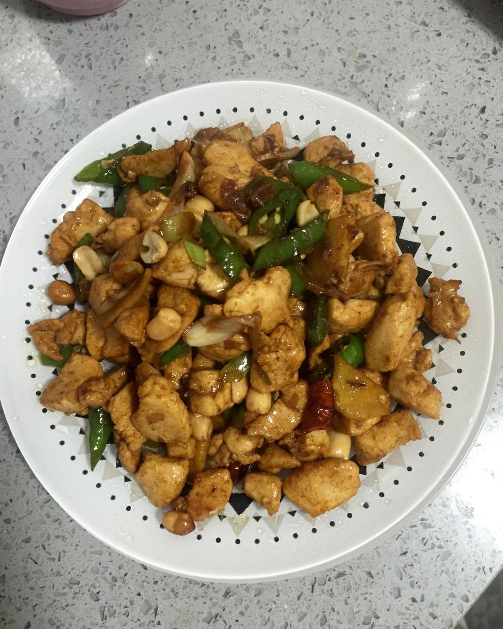 宫爆鸡丁