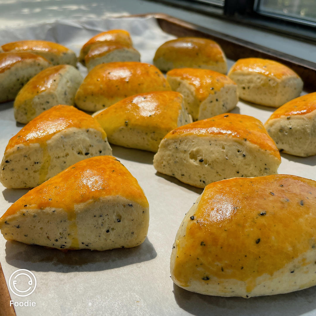 等待45分钟吧，就能得到超松软的酵母版司康了