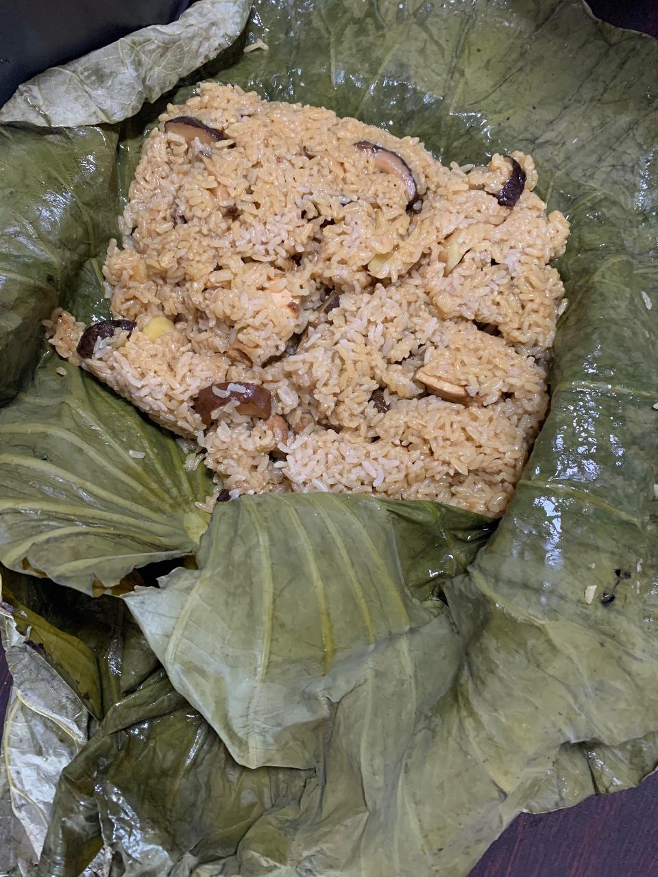 荷叶鸡饭