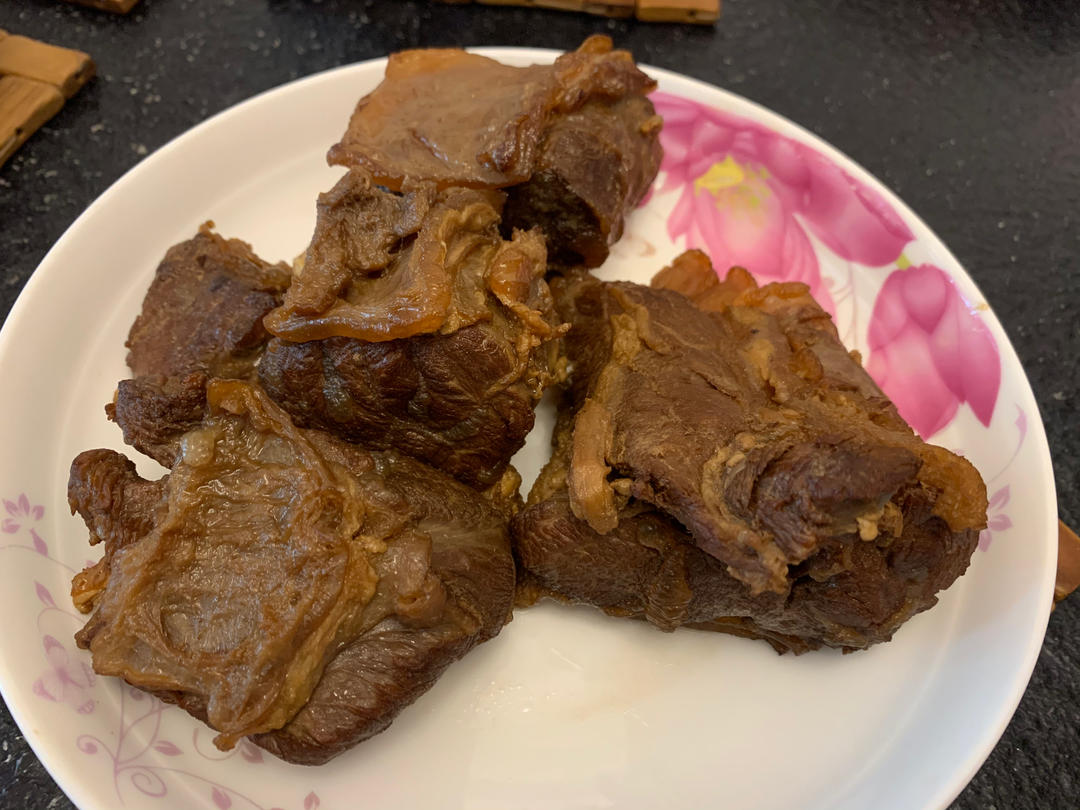 卤牛肉