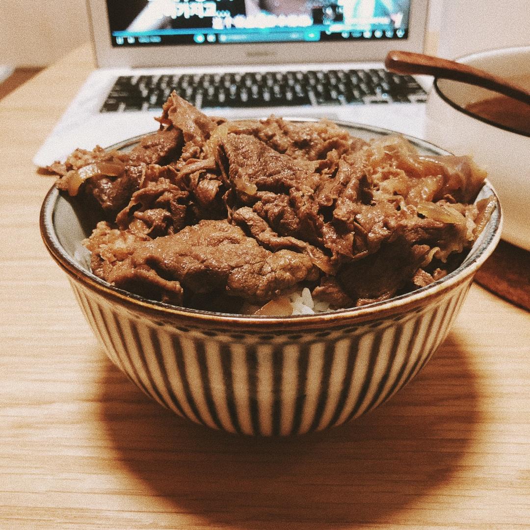 吉野家牛肉饭（牛丼）