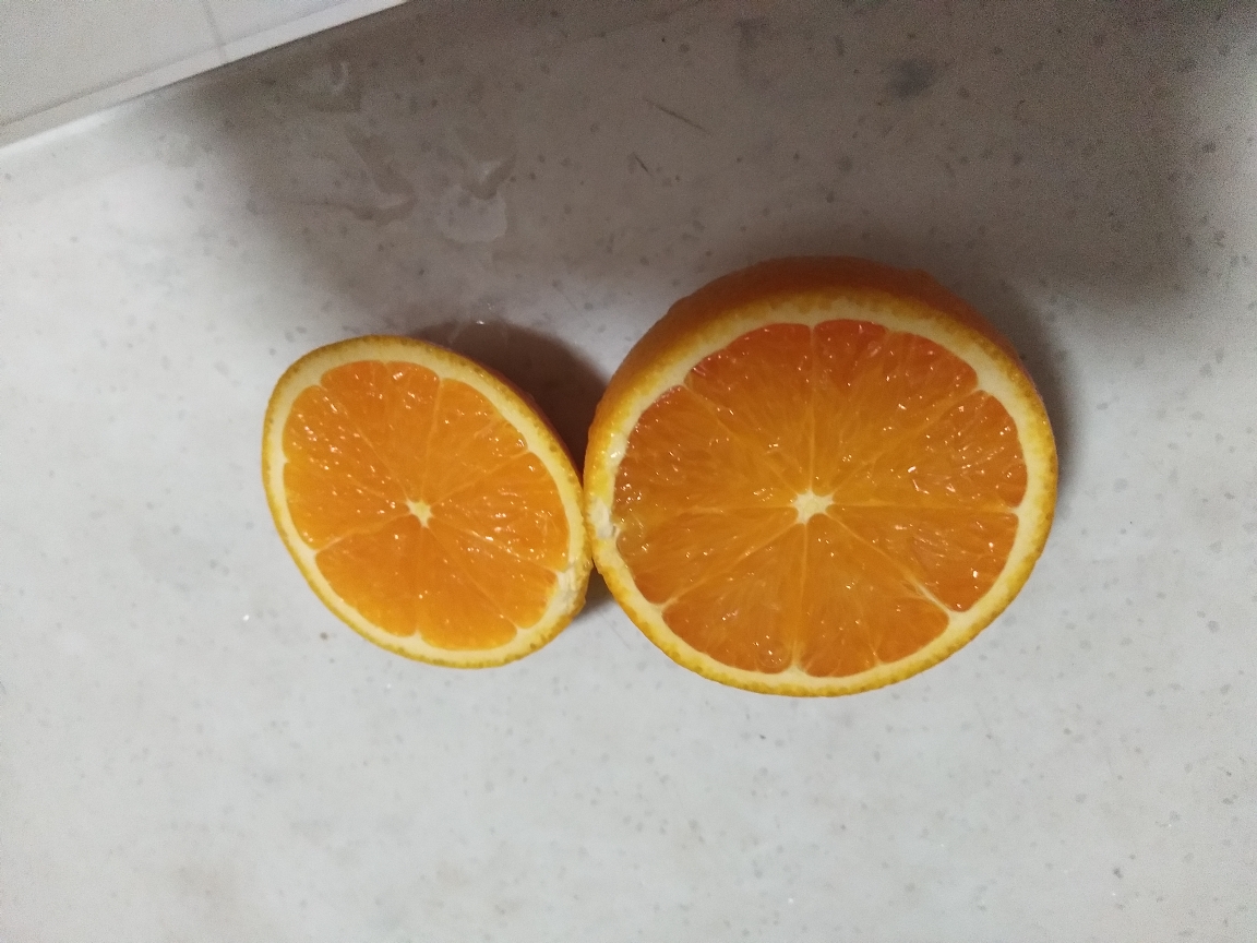 止咳化痰炖橙子的做法 步骤2