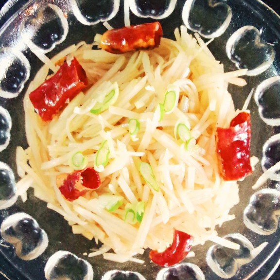 炝拌土豆丝
