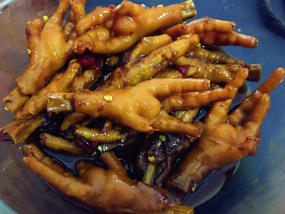 香辣烧鸡爪