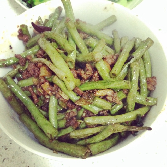 手撕豆角炒肉末
