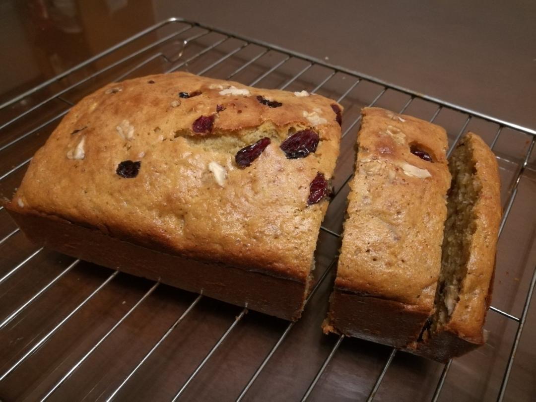 香蕉酸奶磅蛋糕～～简单到怀疑人生