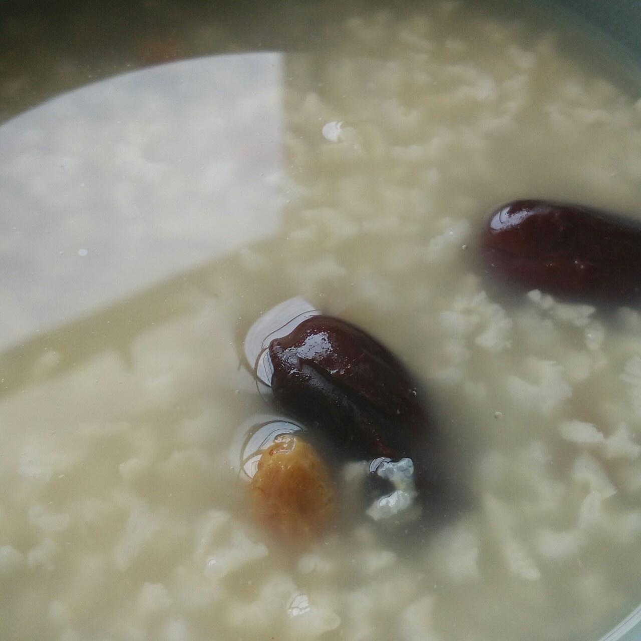 红枣葡萄干大米粥