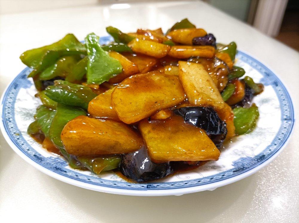 超级下饭的地三鲜