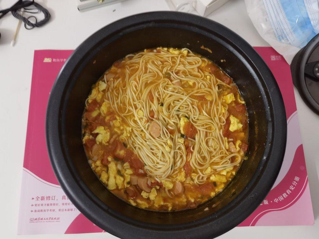 恨不得抱着锅舔的番茄鸡蛋面