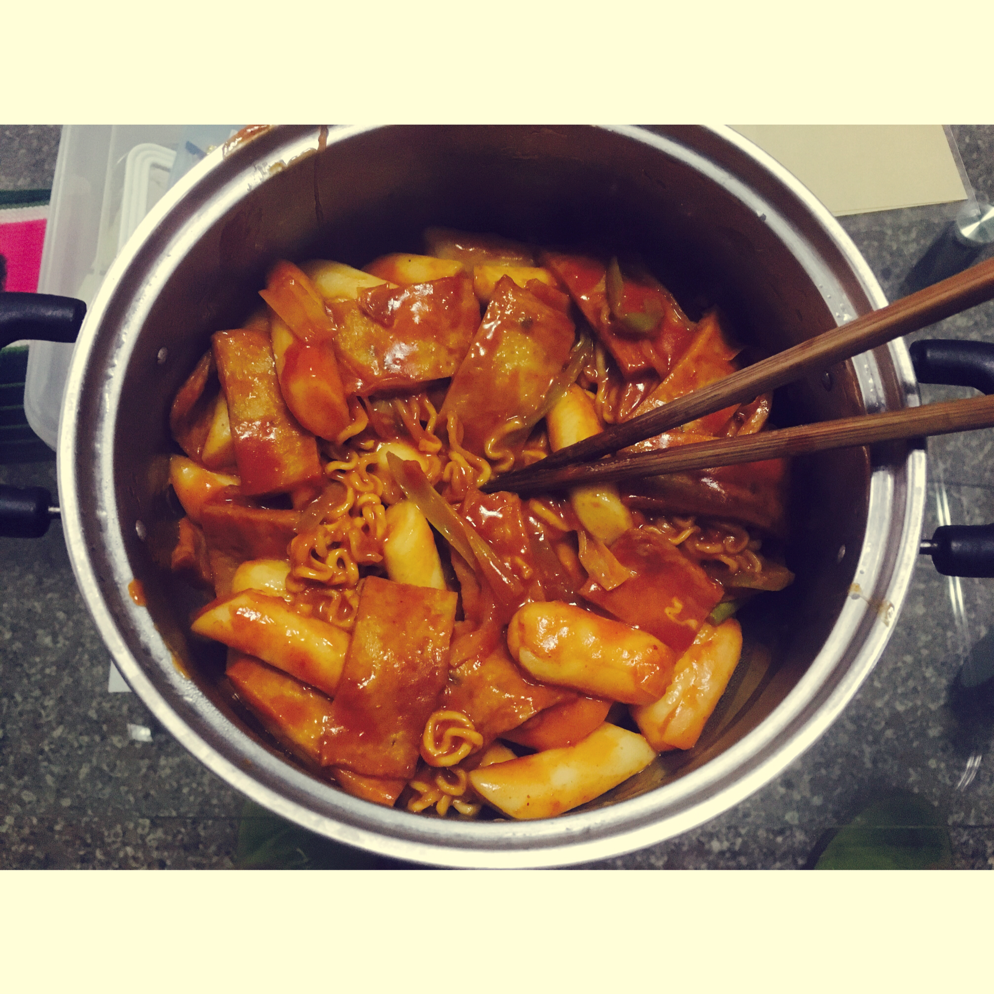 芝士拉面炒年糕—韩国街边美食改良版