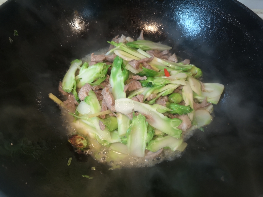 儿菜炒肉的做法 步骤10