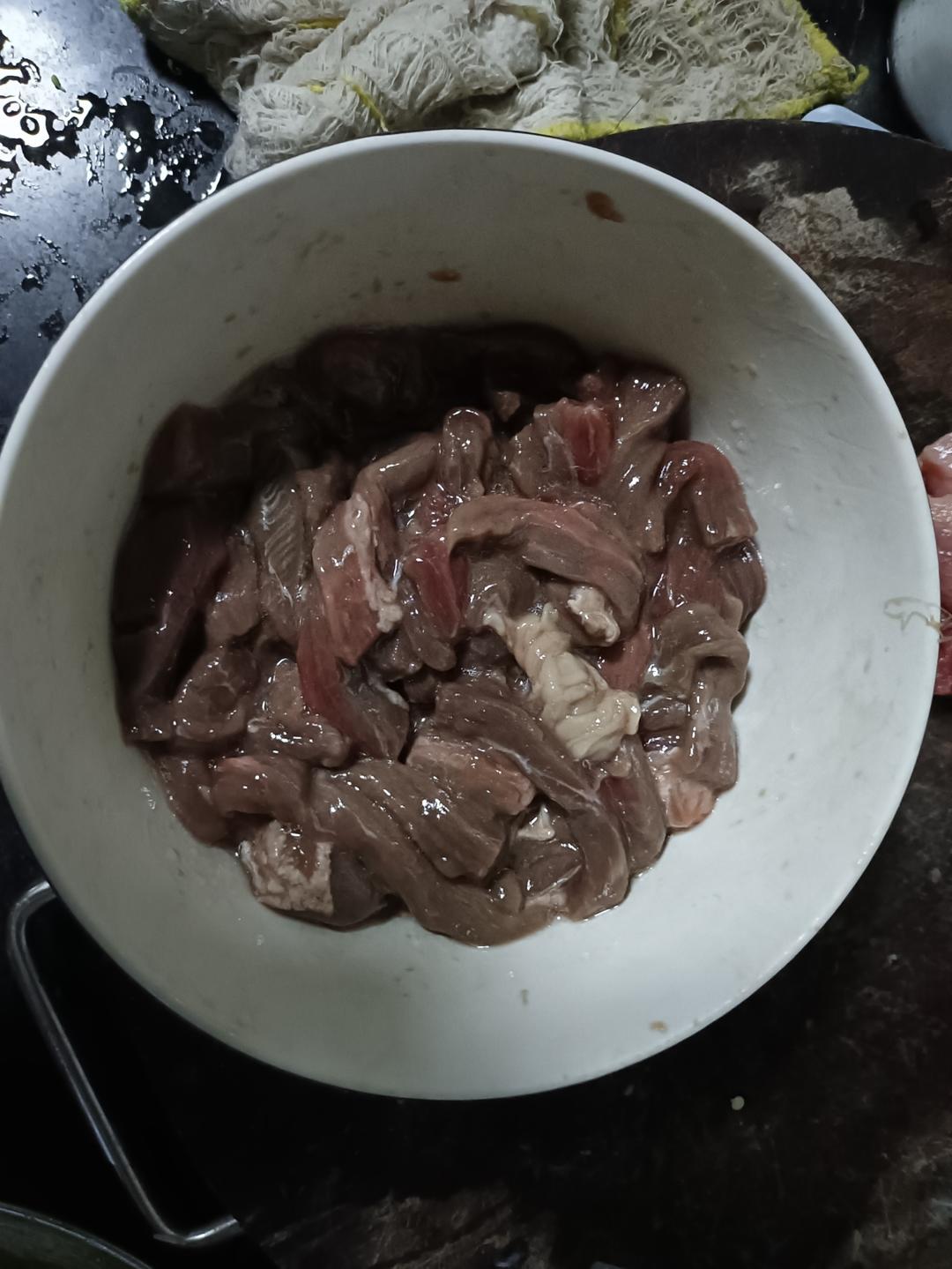 绝对不会炒老的尖椒牛柳