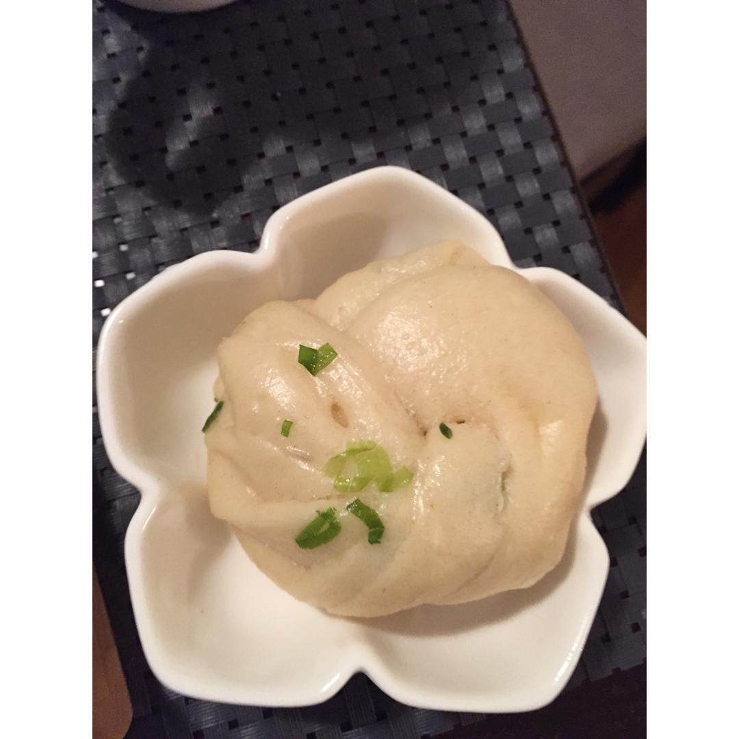 葱油花卷 Steamed Roll