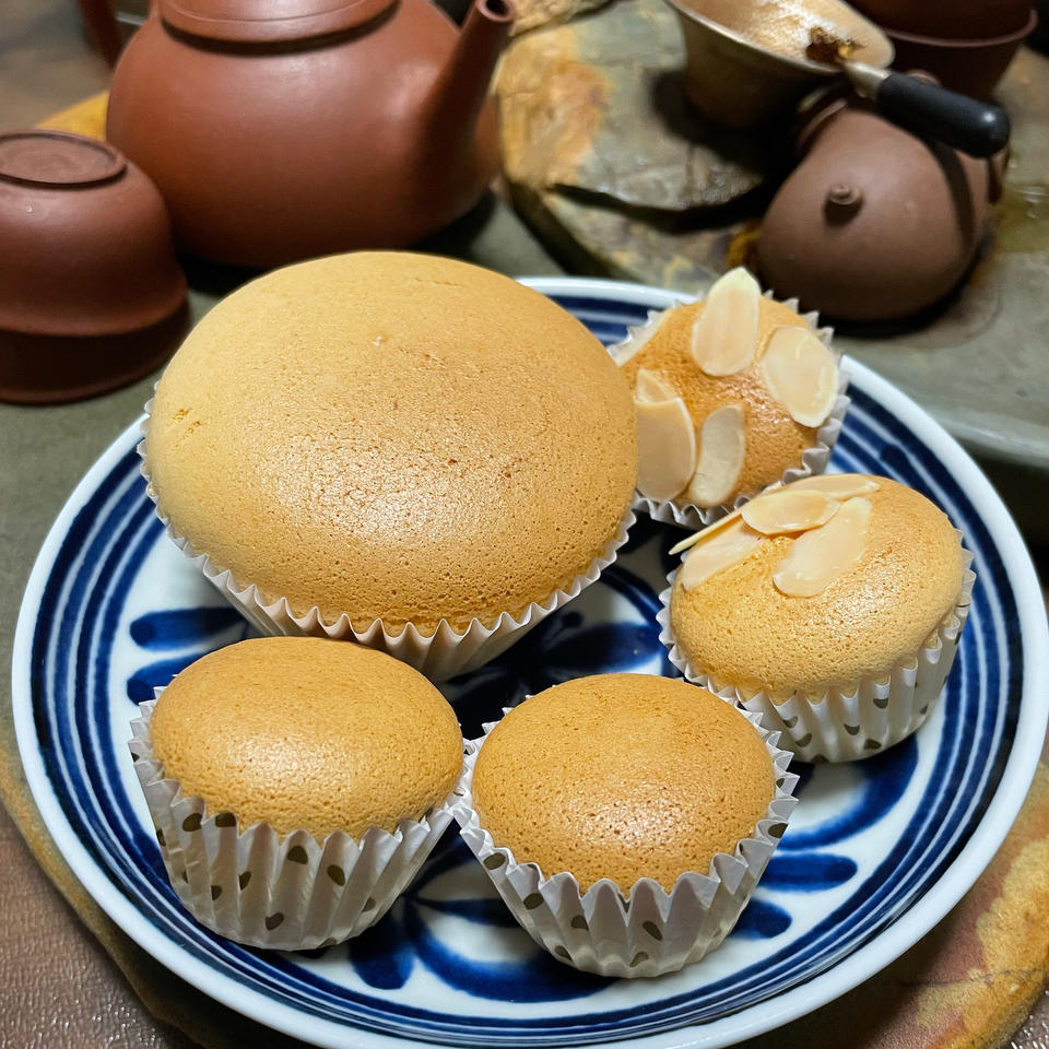 纸杯蛋糕，绝对不塌不裂，百分百成功四段式烘烤方法，不私藏无保留