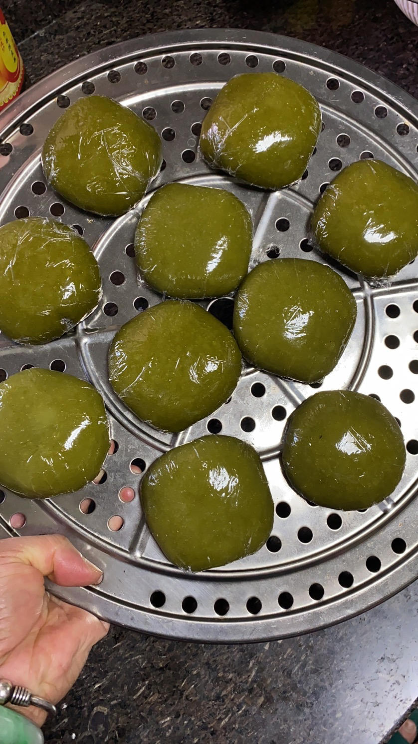 清明必吃的艾草青团