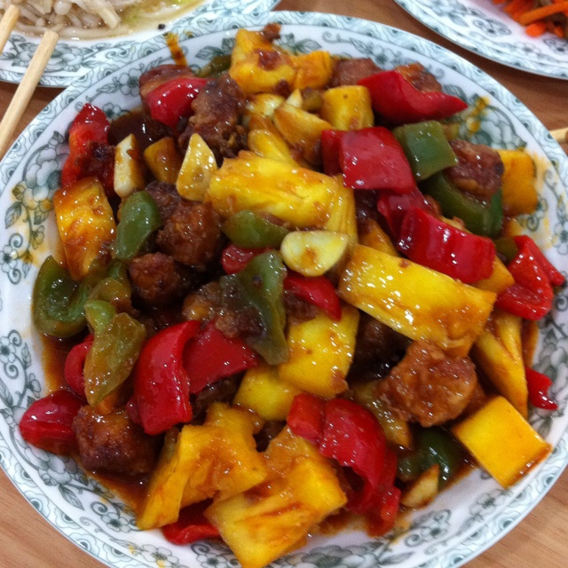 菠萝咕噜肉