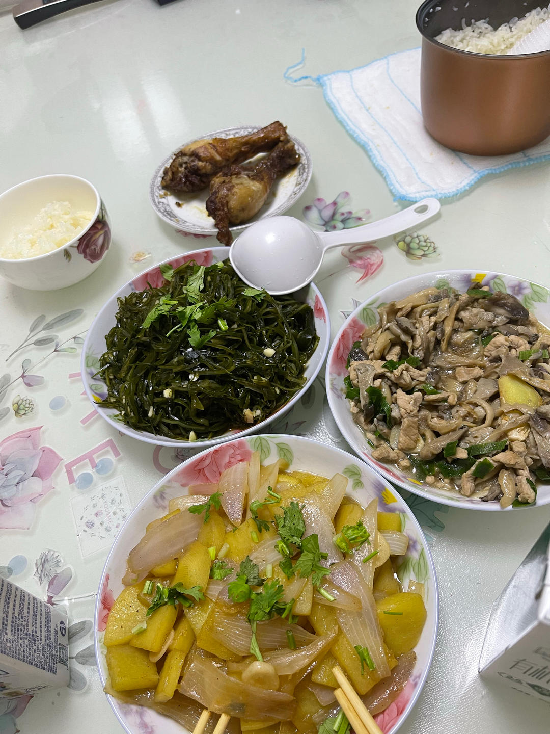 平菇炒肉（鲜香）