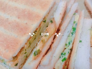 香港网红餐厅的葱花蛋多士的做法步骤图 北栩饮食手记 下厨房 香港网红餐厅的葱花蛋多士的做法步骤图 北栩饮食手记 下厨房