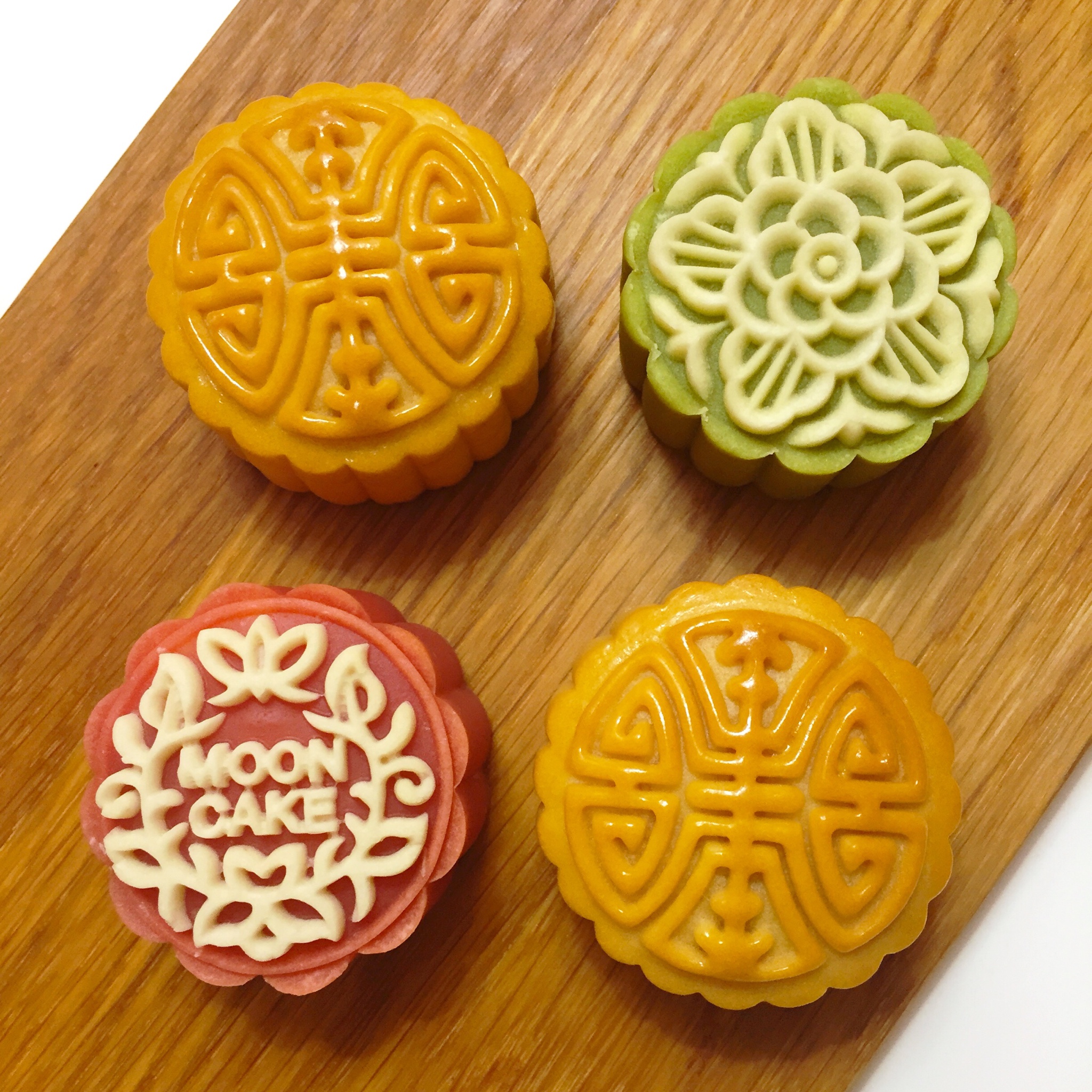 广式月饼(奶黄椰蓉提子馅)