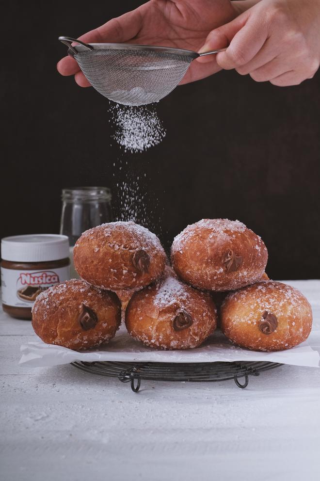 韩式巧克力甜甜圈🍩的做法