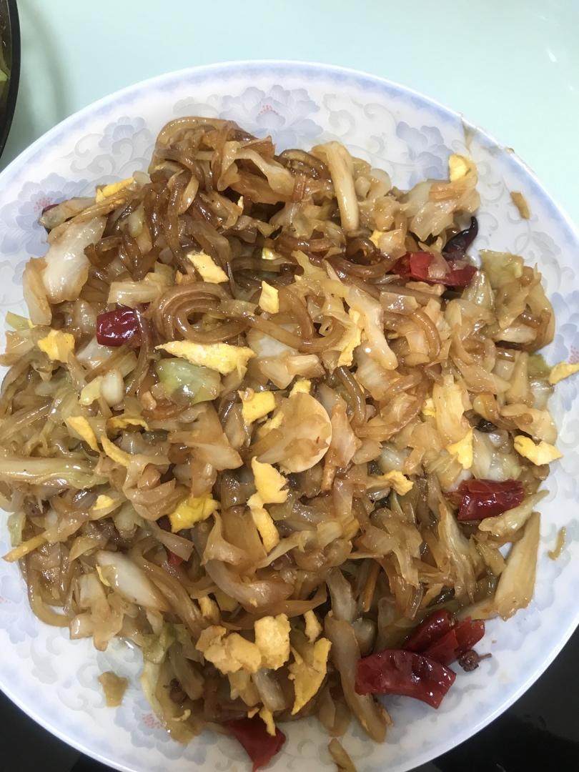 包心菜炒红薯粉丝