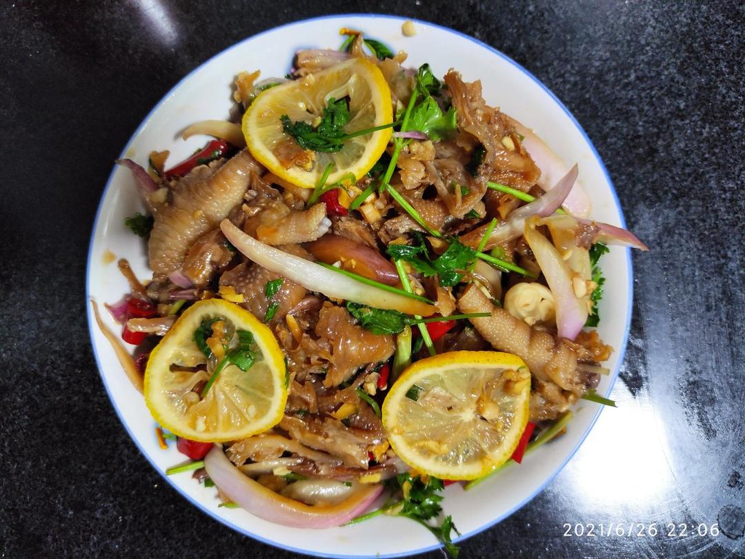 【柠檬酸辣鸡爪】自制超级无敌美味的网红鸡爪