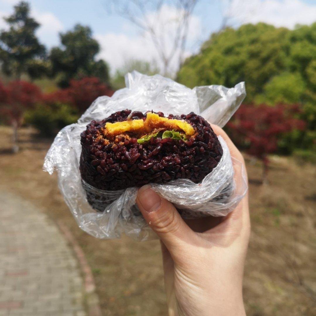 紫米海苔包饭/紫米饭团