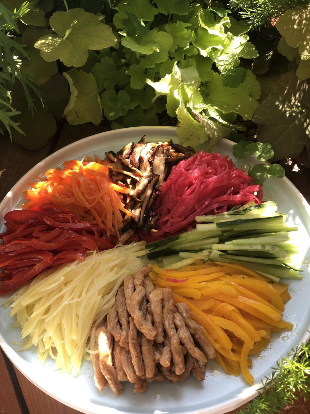 过年喽、卷春饼（八样丝裏春饼）的做法