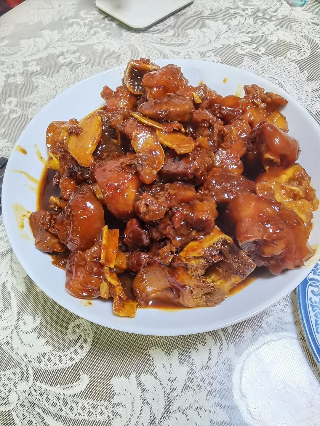话梅焖猪蹄